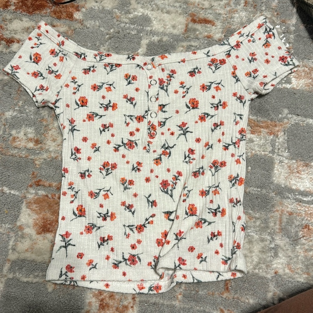 Never worn by me but it is comfortable. It was given to me by a family friend!